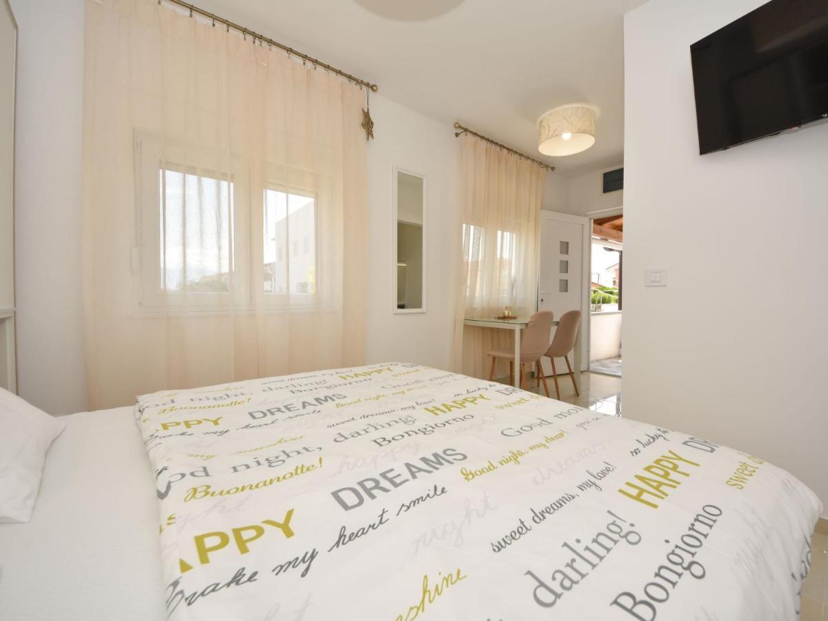 Apartment Matanovi Dvori-1 By Interhome Vir Eksteriør billede